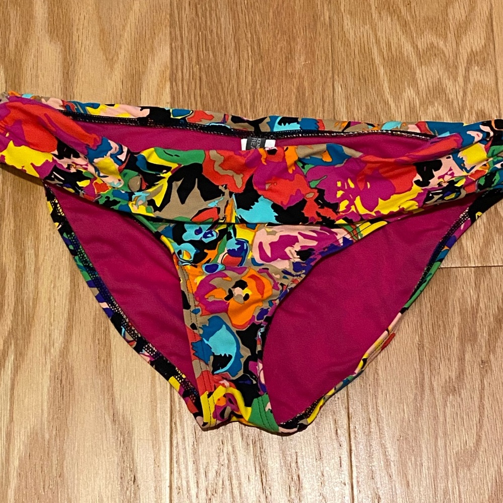 Bikini bottoms